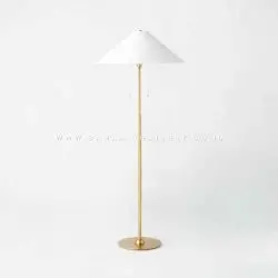 Lampu Standing Klasik Kuningan